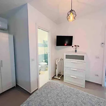 Casa vacanze Oikos Noemi *